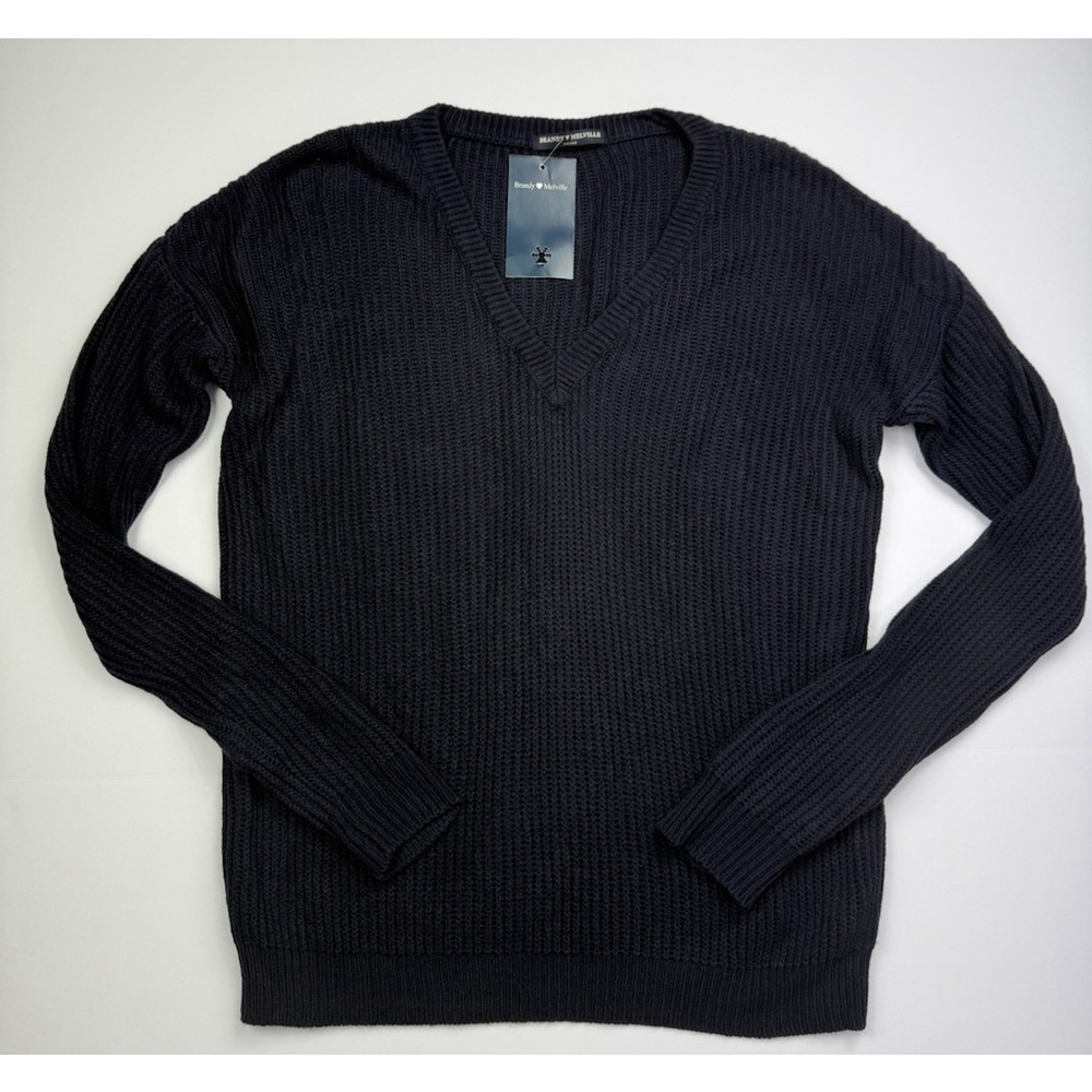 Brandy Melville V-Neck Sweater Navy Blue One Size Classic Long Sleeve New - Picture 5 of 7